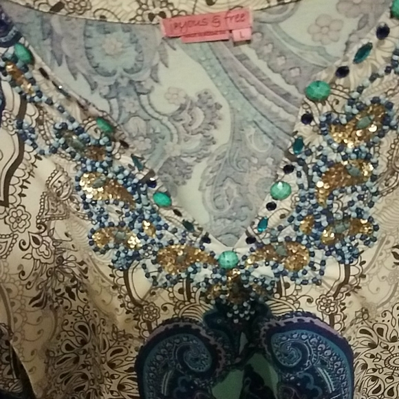 (SALE/$16) Joyous & Free Stretch Embellished Tunic - Picture 2 of 5